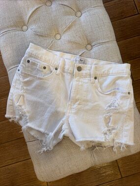 Lucky Brand White Distressed Denim Jean Shorts Size 6/28
